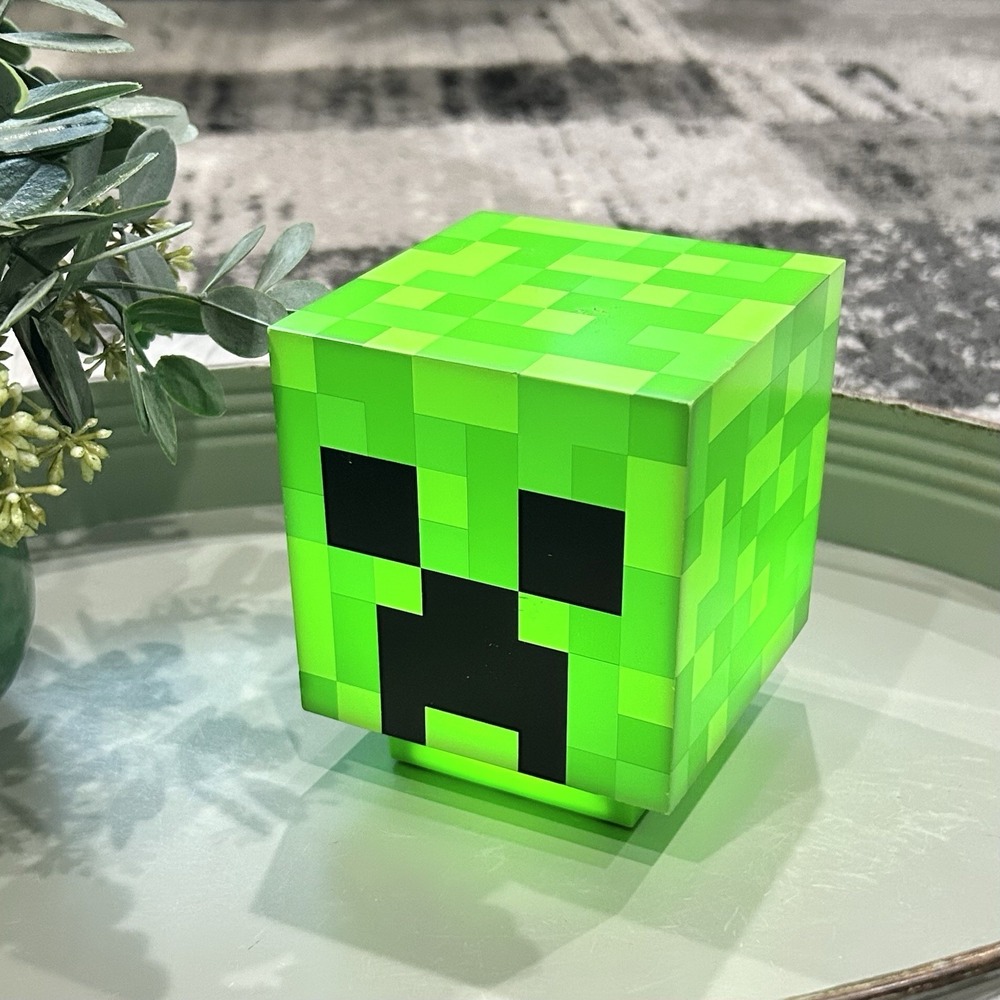 Minecraft Creeper Light w Sound Table Desk Lamp Night Light Mood Room Decor Icon